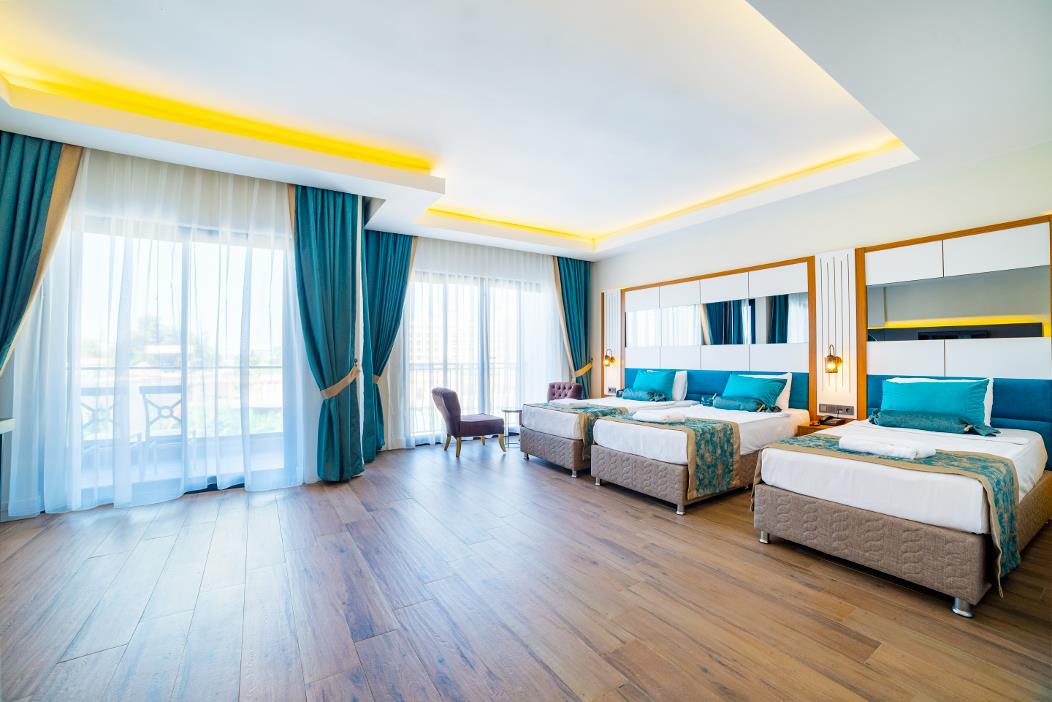 En az 2 yetişkin, En fazla 4 yetişkin veya 3 yetişkin + 1 çocuk.