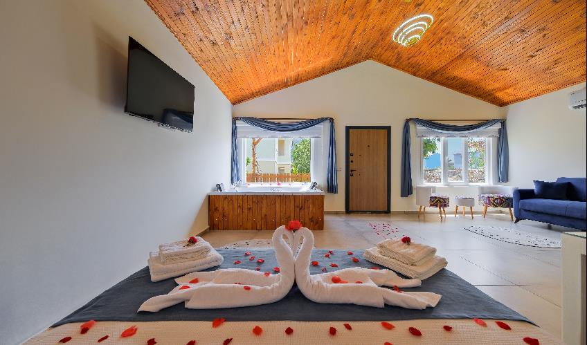 En fazla 2 yetişkin.