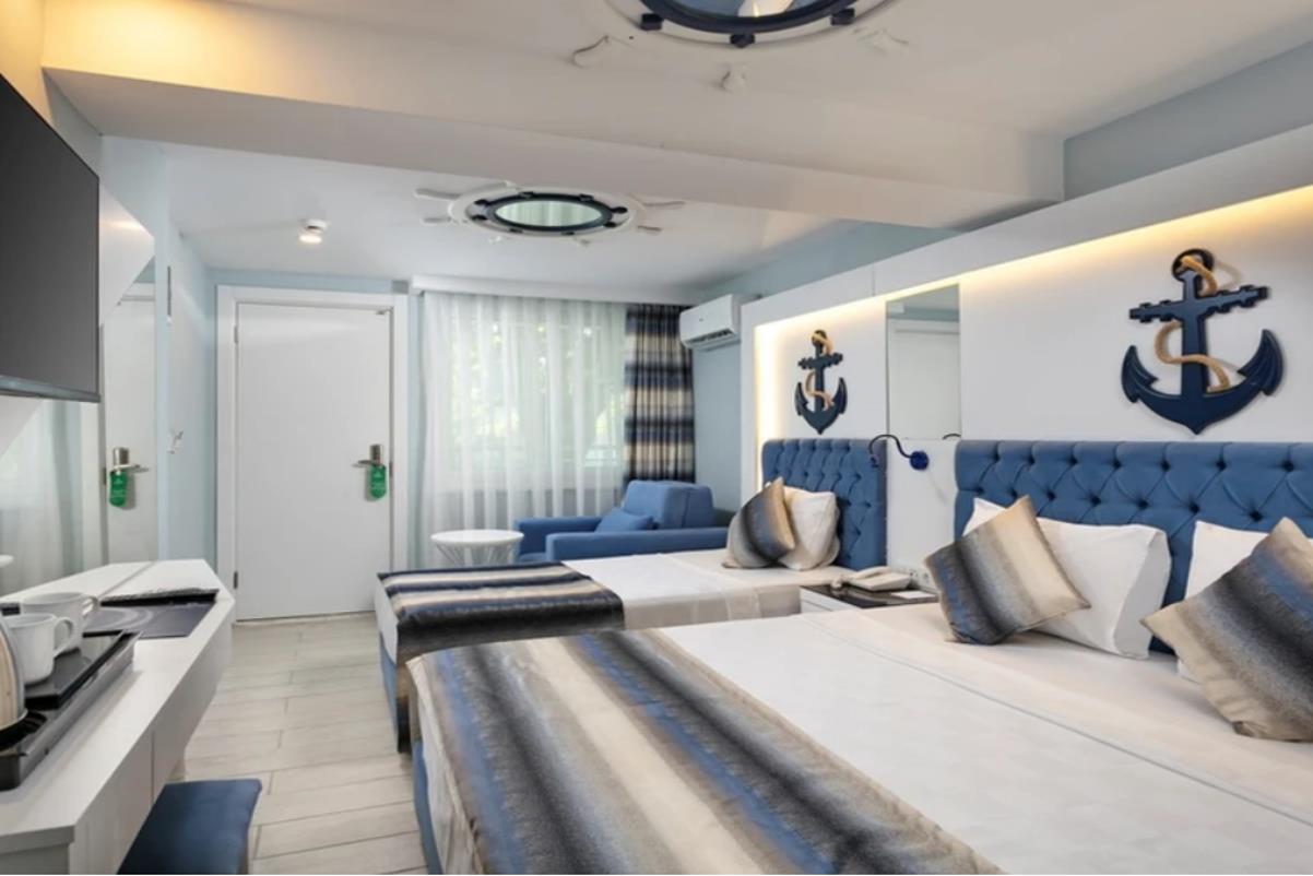 En az 2 yetişkin, En fazla 3 yetişkin veya 2 yetişkin + 2 çocuk.