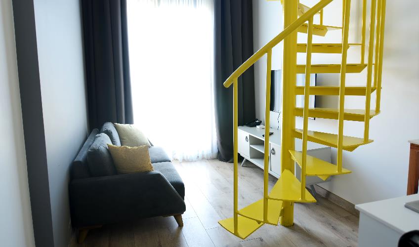 En fazla 2 yetişkin.