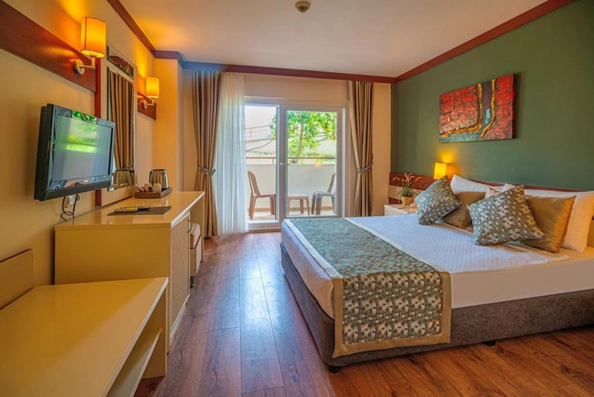 En fazla 2 yetişkin.