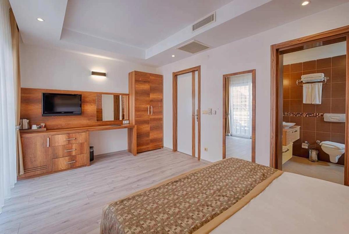 En fazla 2 yetişkin.