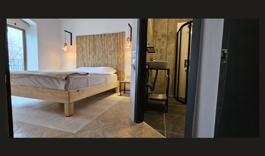 En fazla 2 yetişkin.