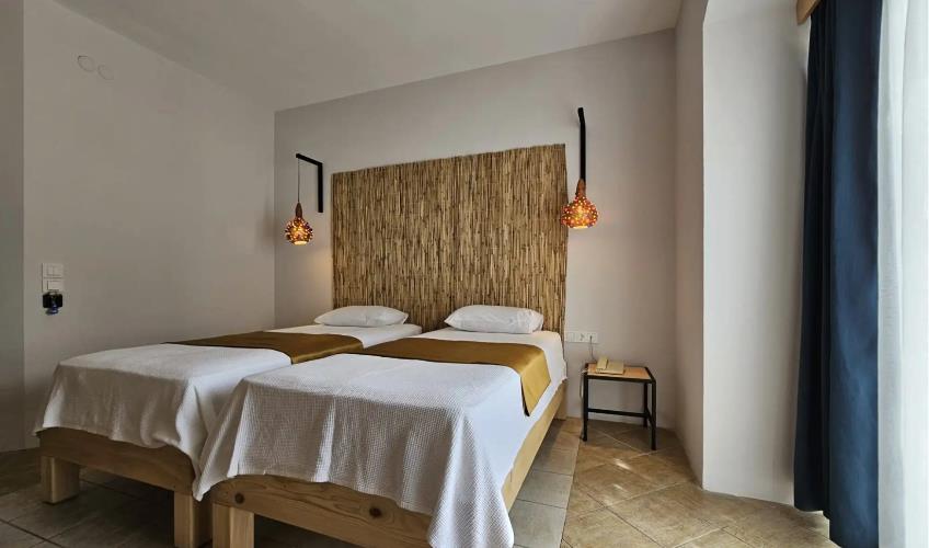 En fazla 2 yetişkin.