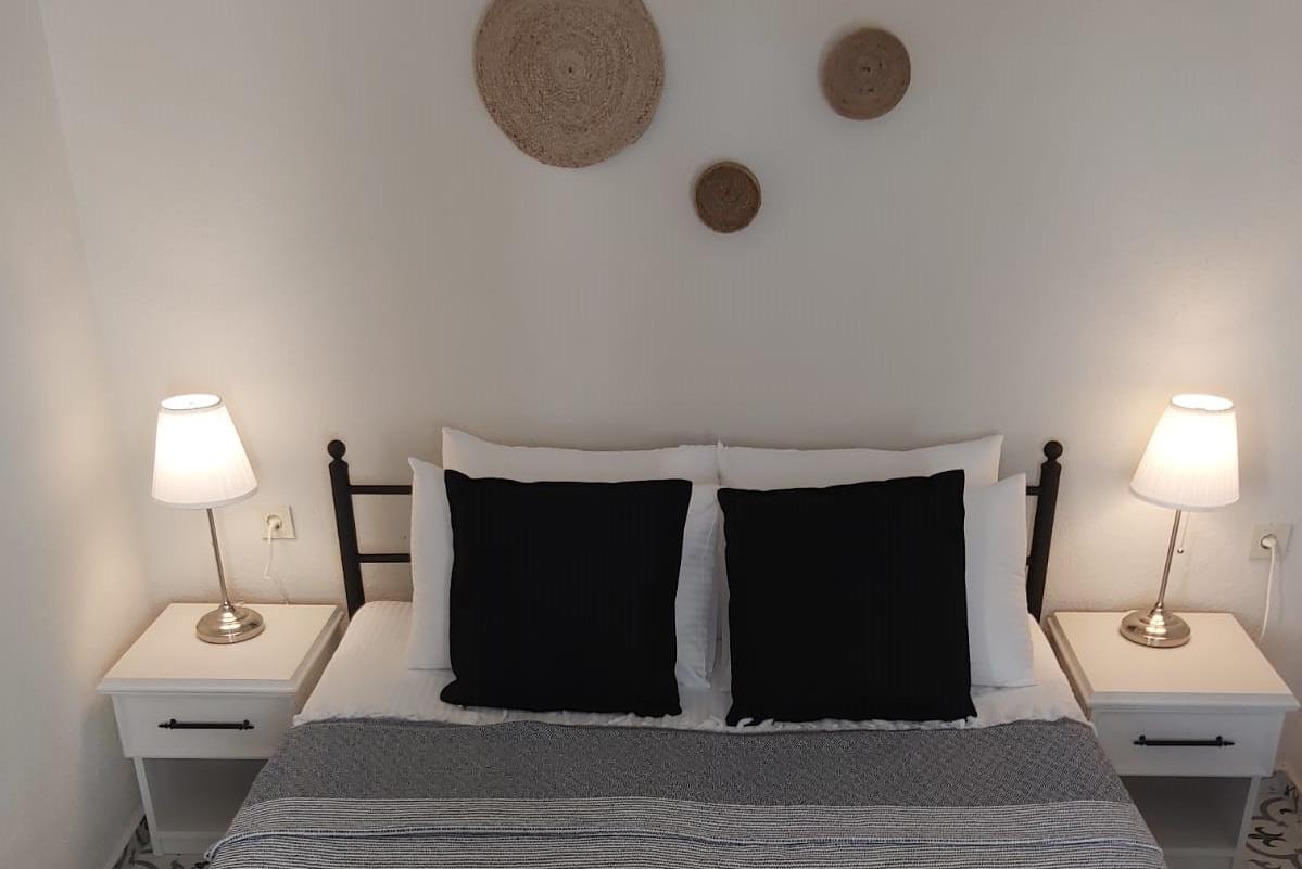 En fazla 2 yetişkin.