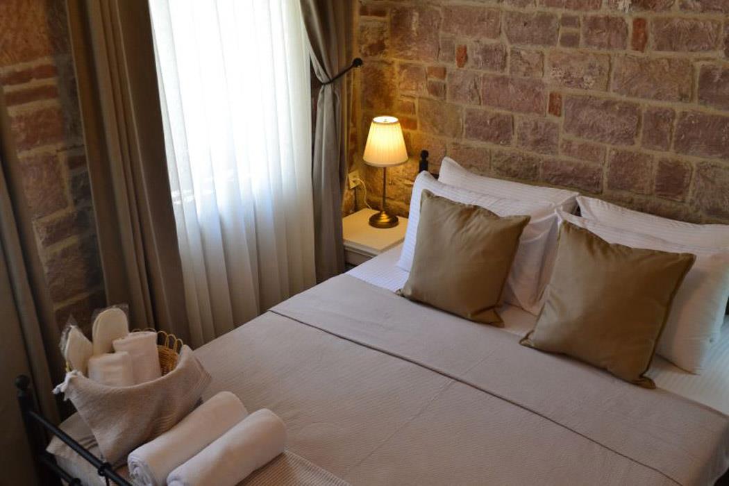 En fazla 2 yetişkin.