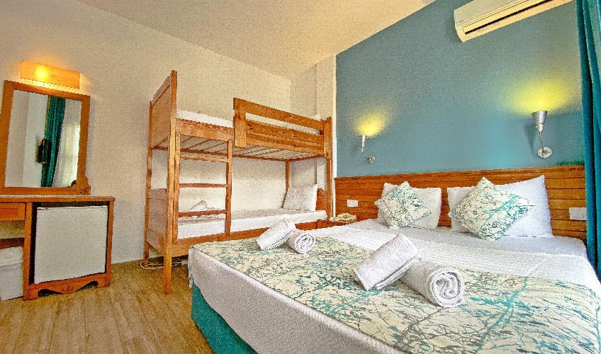 En fazla 4 yetişkin.