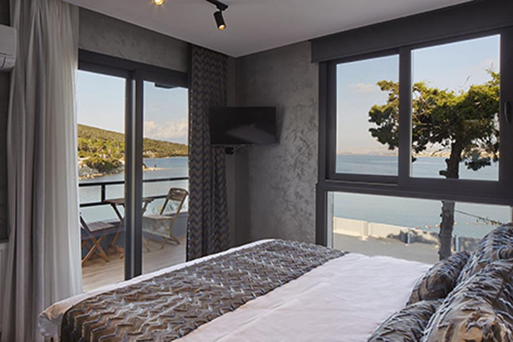 En az 2 yetişkin, En fazla 4 yetişkin + 1 bebek (0-2 yaş) veya 3 yetişkin + 1 çocuk + 1 bebek (0-2 yaş).