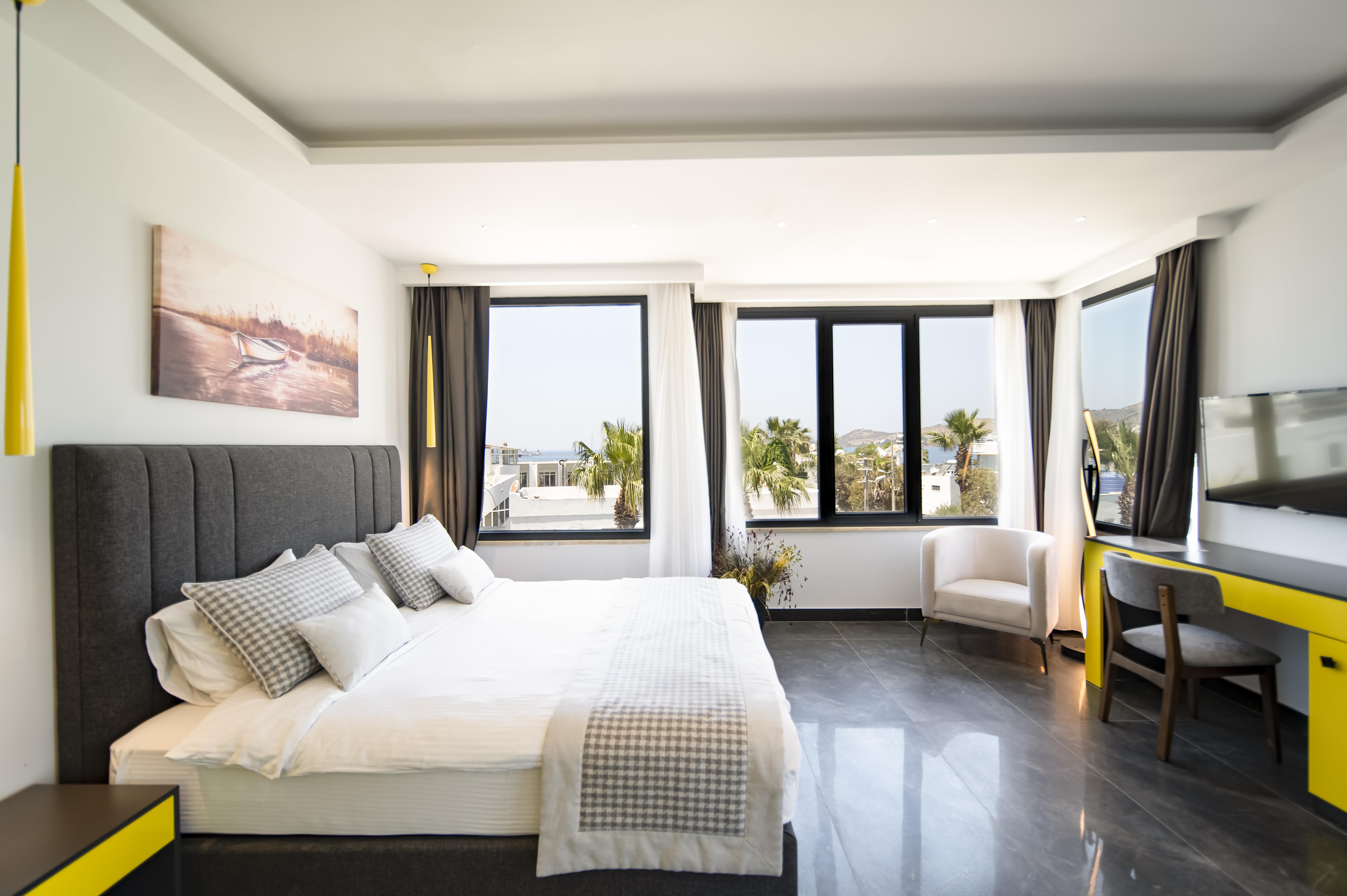 En az 2 yetişkin, En fazla 4 yetişkin.