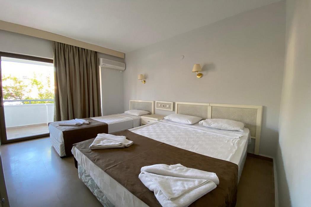 En fazla 3 yetişkin veya 2 yetişkin + 2 çocuk.