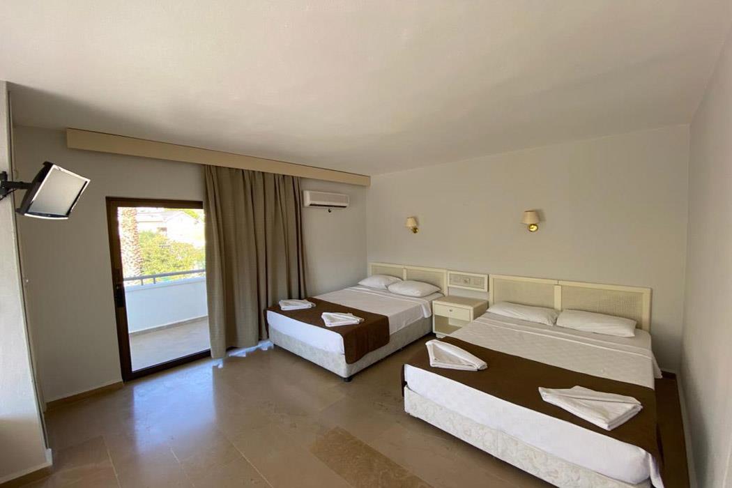 En az 2 yetişkin, En fazla 4 yetişkin veya 3 yetişkin + 1 çocuk.