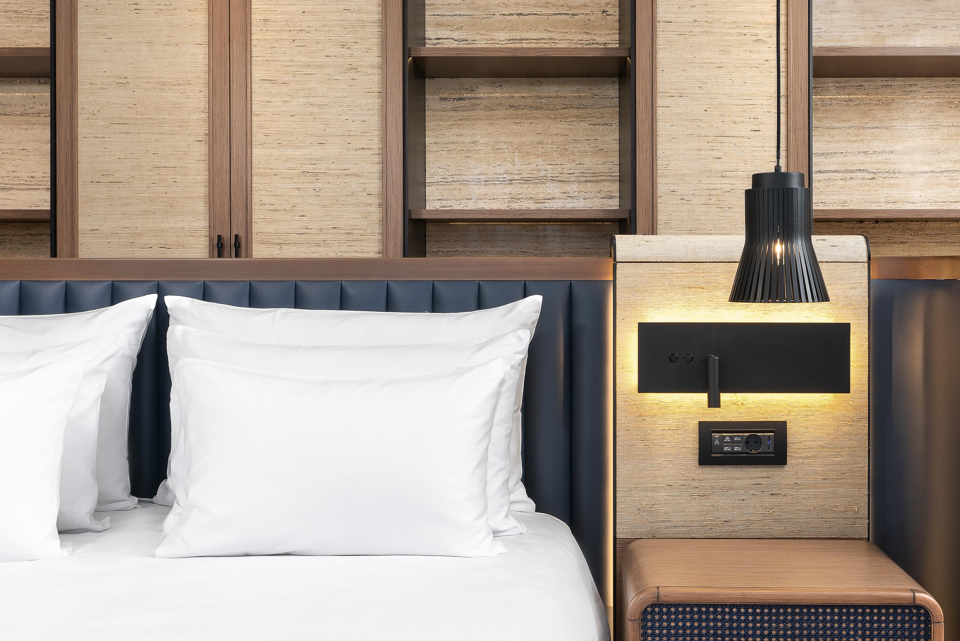 En fazla 4 yetişkin.