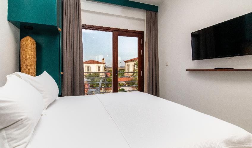 En fazla 2 yetişkin.