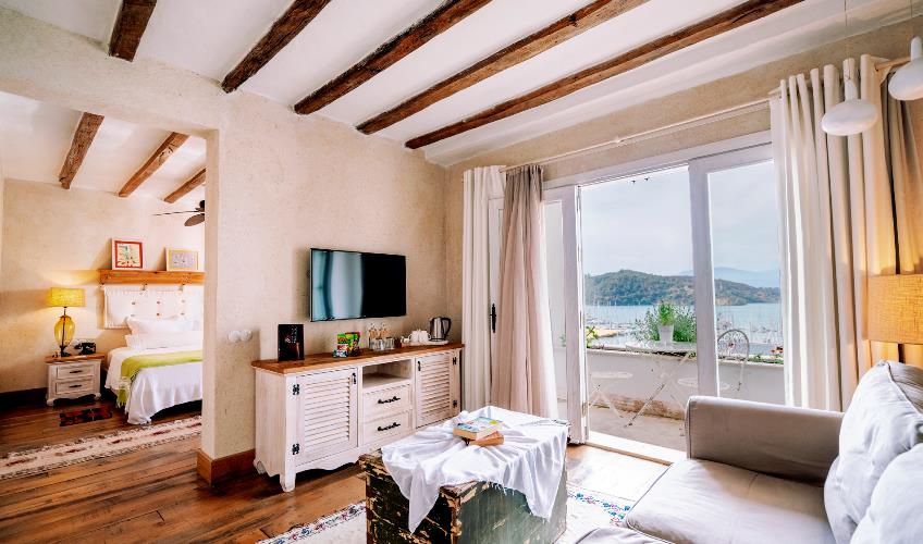 En fazla 2 yetişkin.