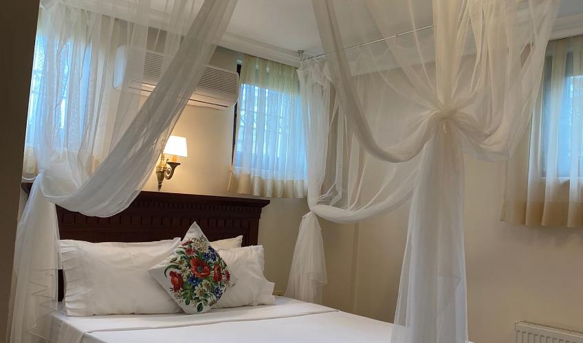 En fazla 2 yetişkin.