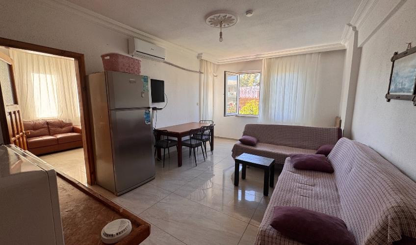 En fazla 4 yetişkin + 2 çocuk veya 3 yetişkin + 2 çocuk.