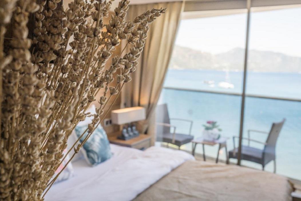 En fazla 2 yetişkin.