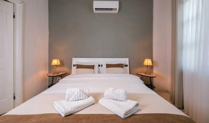 En fazla 2 yetişkin.