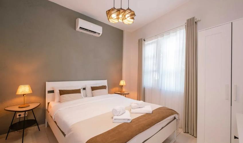 En fazla 2 yetişkin.