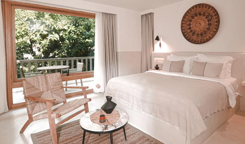 En fazla 2 yetişkin.