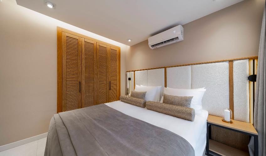 En fazla 2 yetişkin.