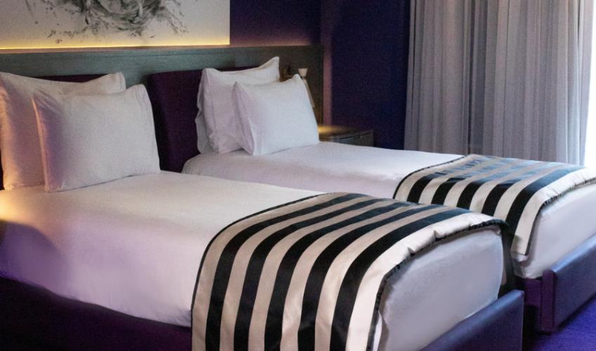 En fazla 3 yetişkin veya 2 yetişkin + 1 çocuk.