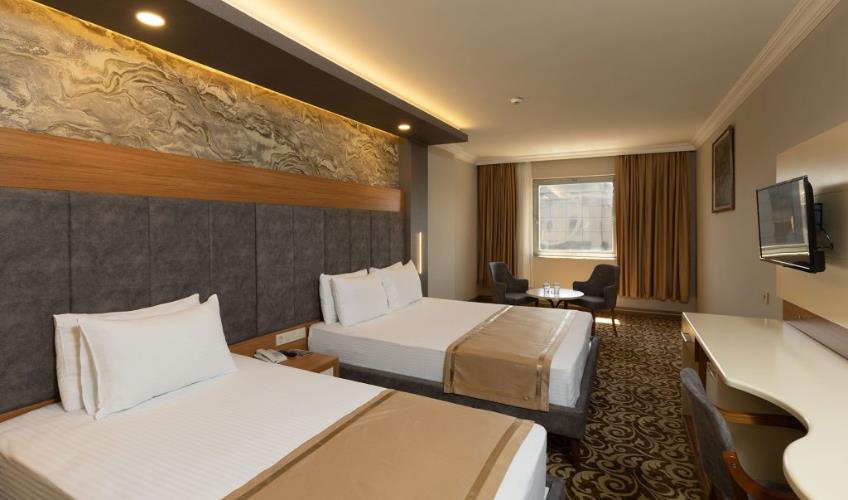 En az 2 yetişkin, En fazla 4 yetişkin + 1 bebek (0-2 yaş) veya 3 yetişkin + 1 çocuk + 1 bebek (0-2 yaş).