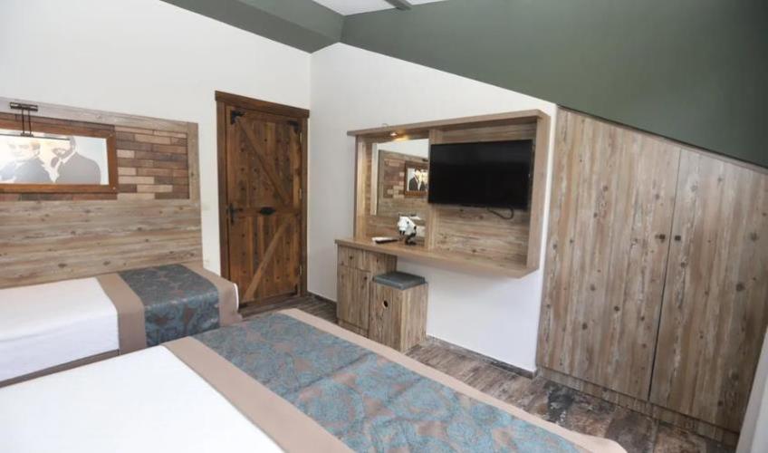 En fazla 2 yetişkin.