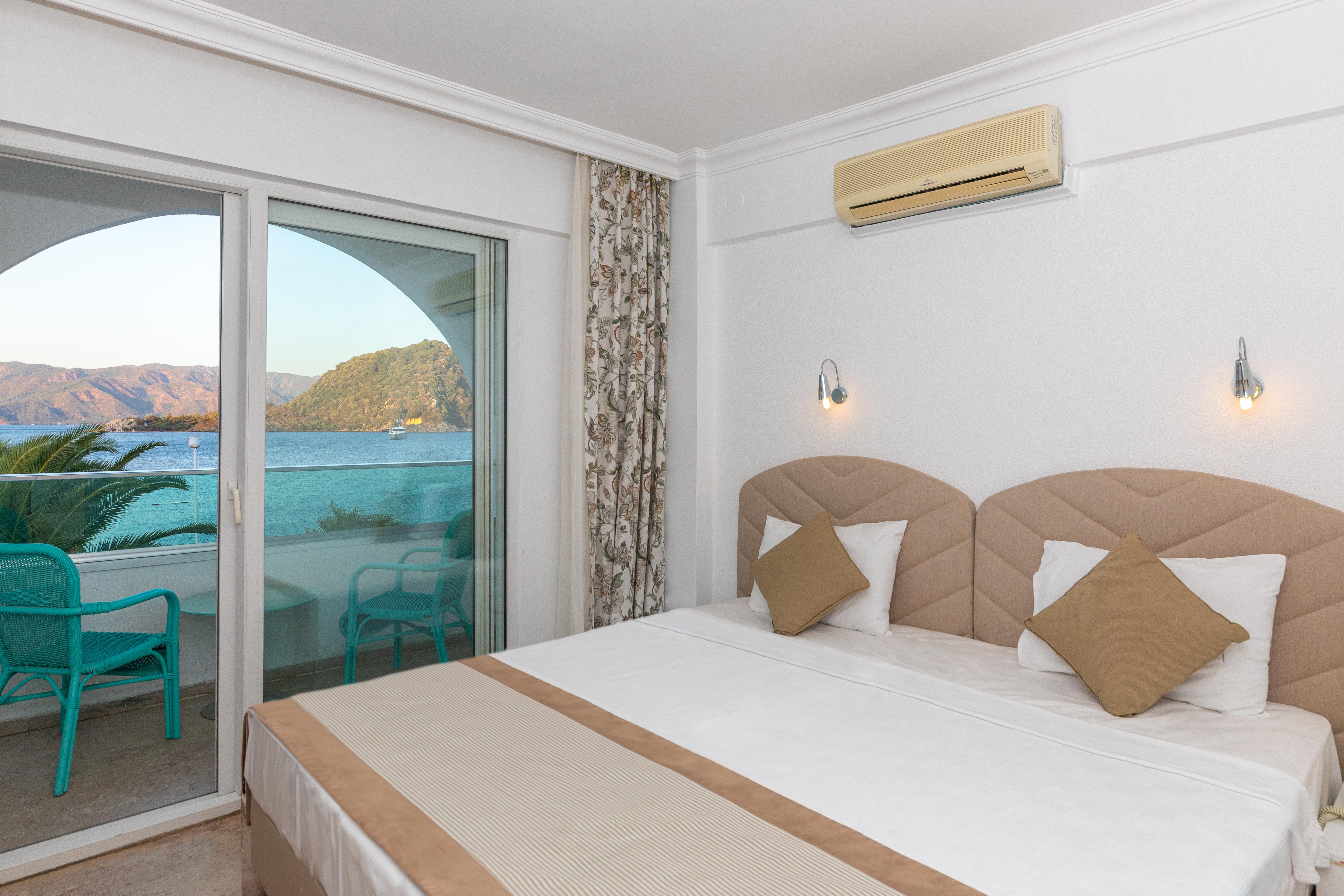 En fazla 2 yetişkin.