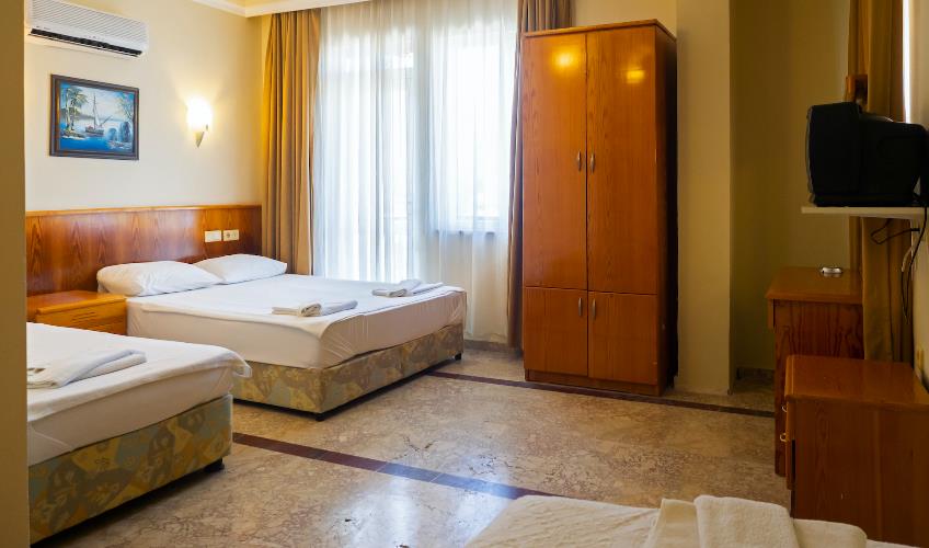 En fazla 2 yetişkin.