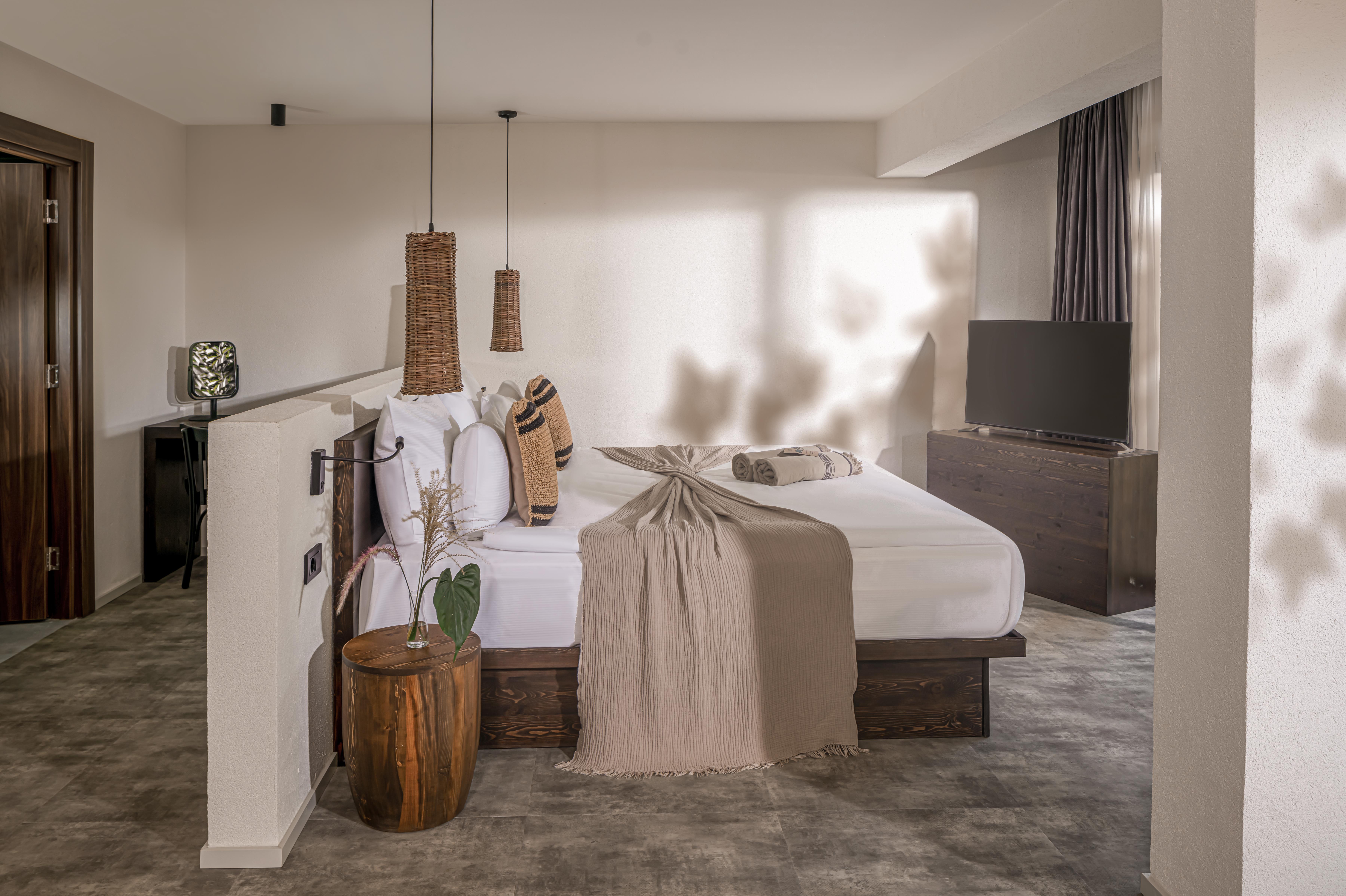 En az 2 yetişkin, En fazla 2 yetişkin.