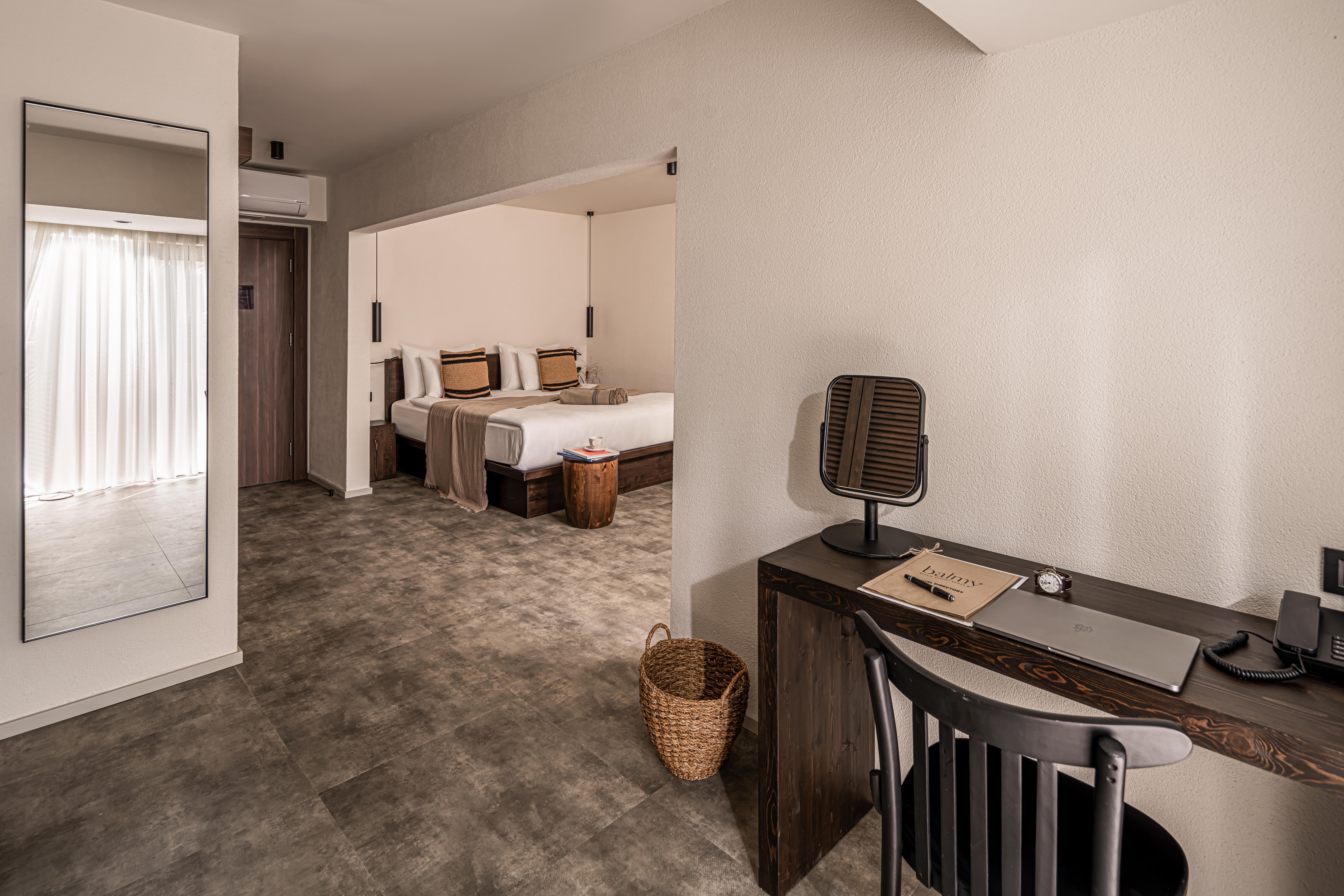 En az 2 yetişkin, En fazla 2 yetişkin.