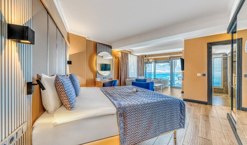 En fazla 2 yetişkin.