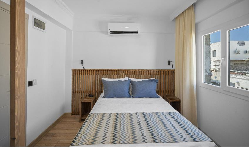 En fazla 2 yetişkin.