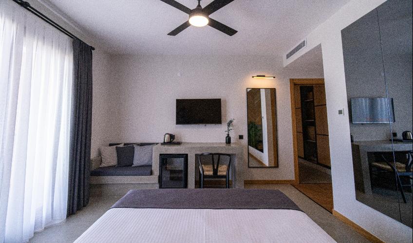 En fazla 2 yetişkin.