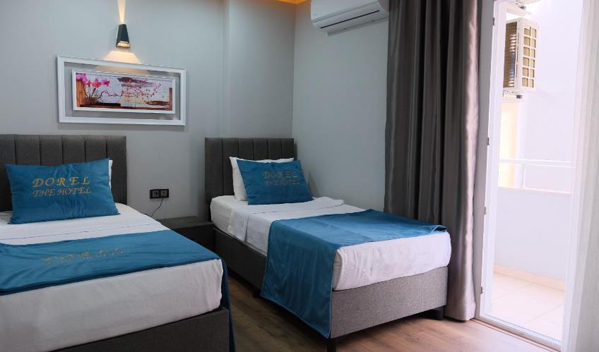 En fazla 2 yetişkin.