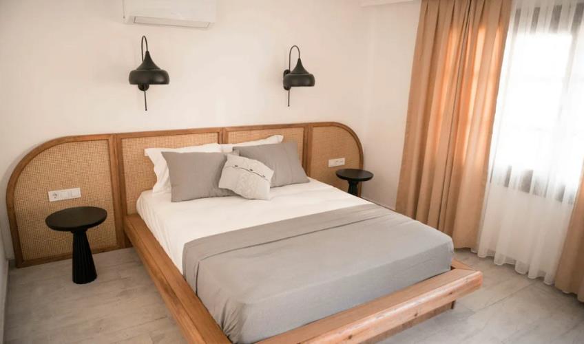 En fazla 2 yetişkin.