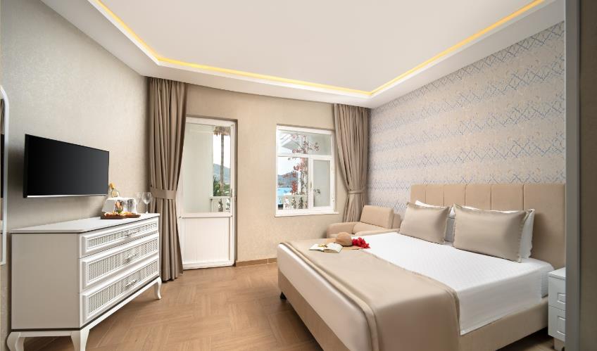 En fazla 2 yetişkin + 1 çocuk veya 1 yetişkin + 1 çocuk.