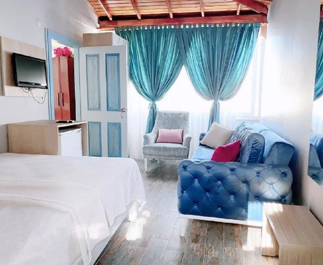 Çeşme Flowers Otel