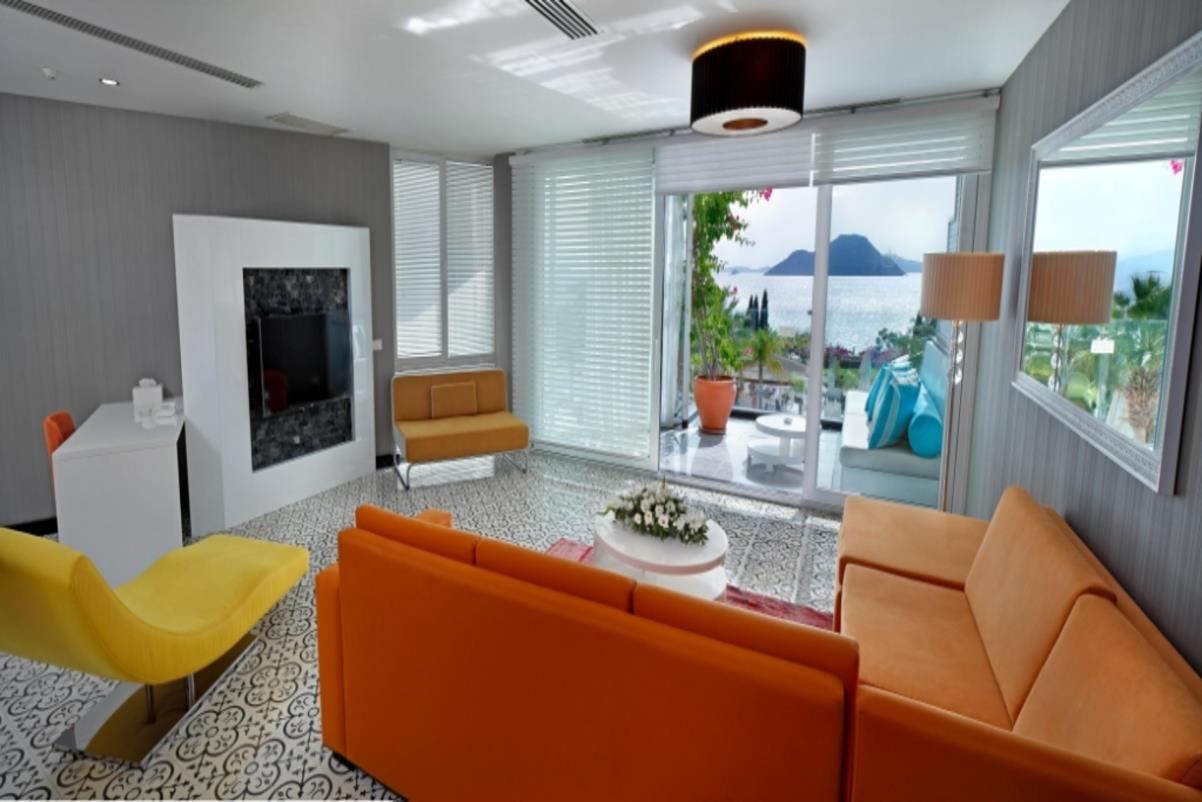 En az 2 yetişkin, En fazla 2 yetişkin + 2 çocuk.