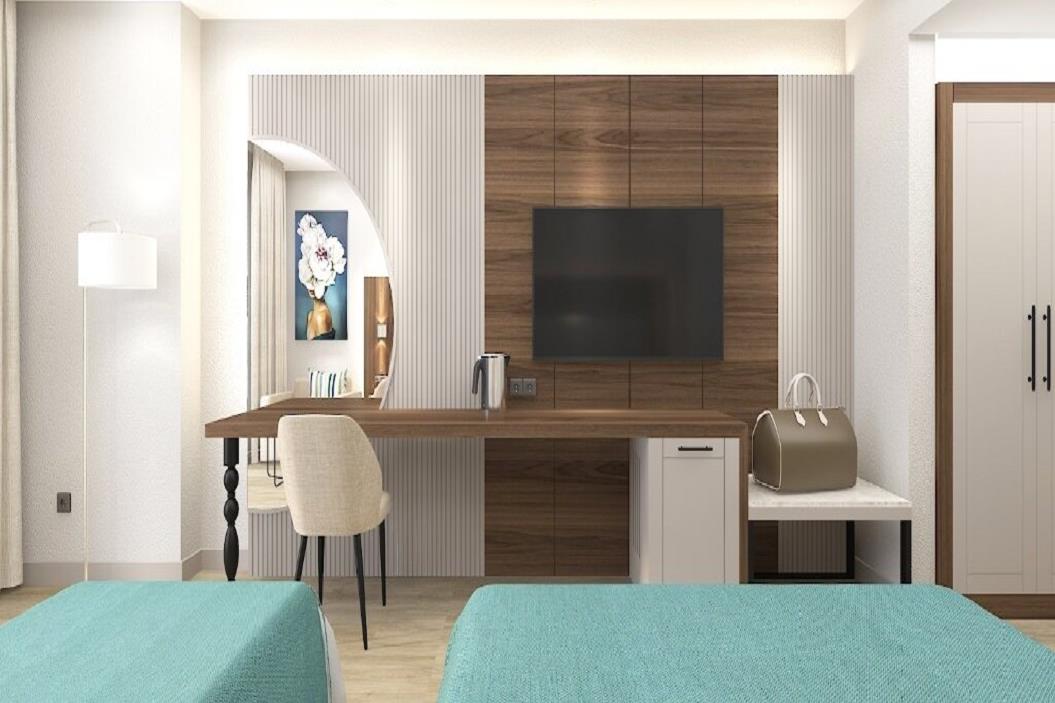 En fazla 3 yetişkin veya 2 yetişkin + 1 çocuk.