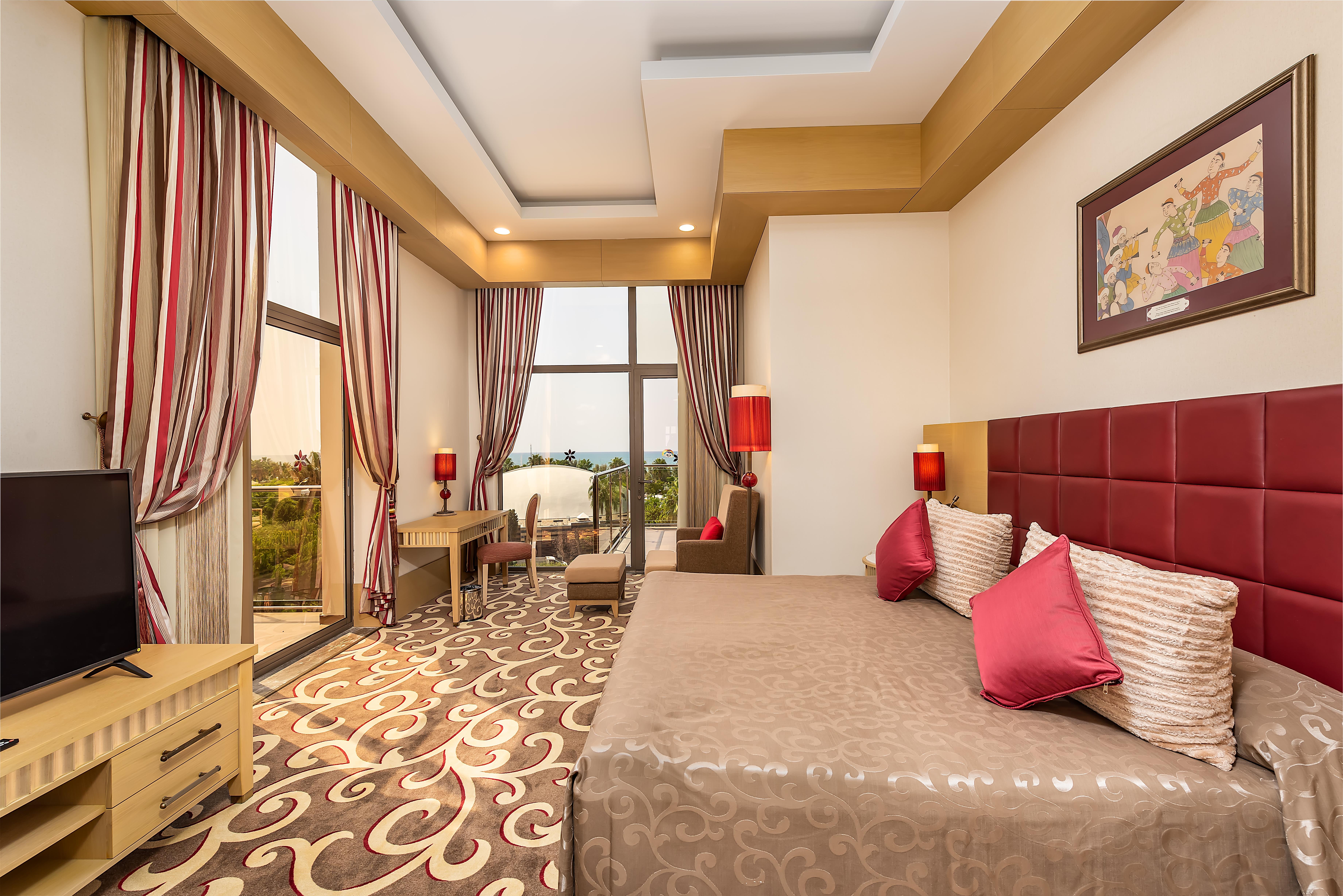 En fazla 3 yetişkin veya 2 yetişkin + 1 çocuk.