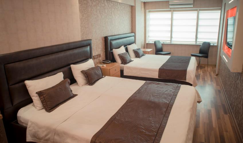 En fazla 4 yetişkin.