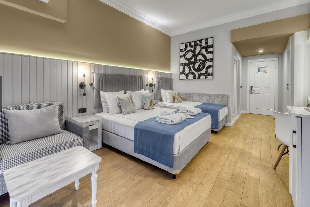 En fazla 3 yetişkin + 1 çocuk veya 2 yetişkin + 2 çocuk.