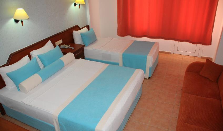 En fazla 3 yetişkin veya 2 yetişkin + 2 çocuk.