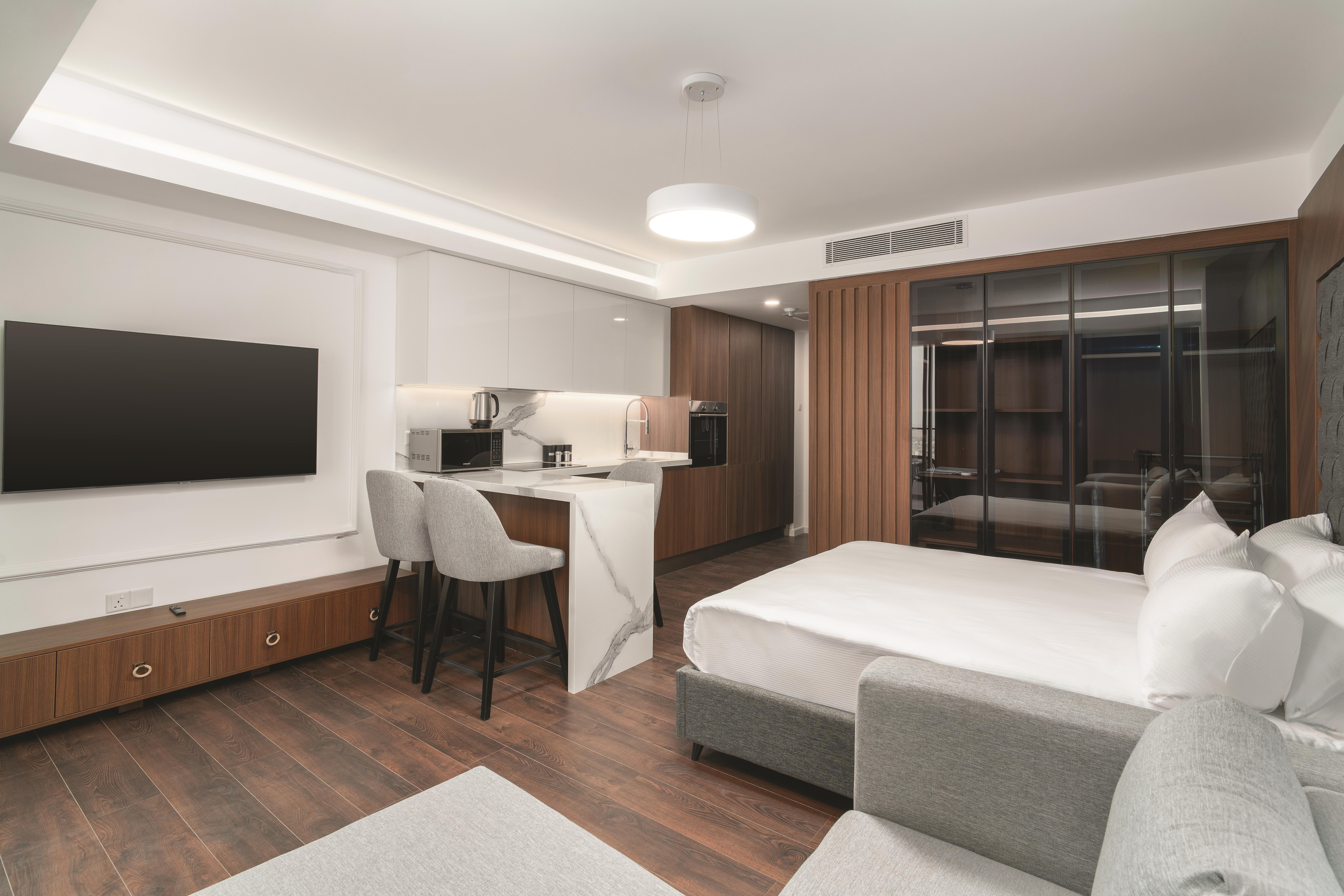 En fazla 2 yetişkin + 1 çocuk veya 1 yetişkin + 1 çocuk.