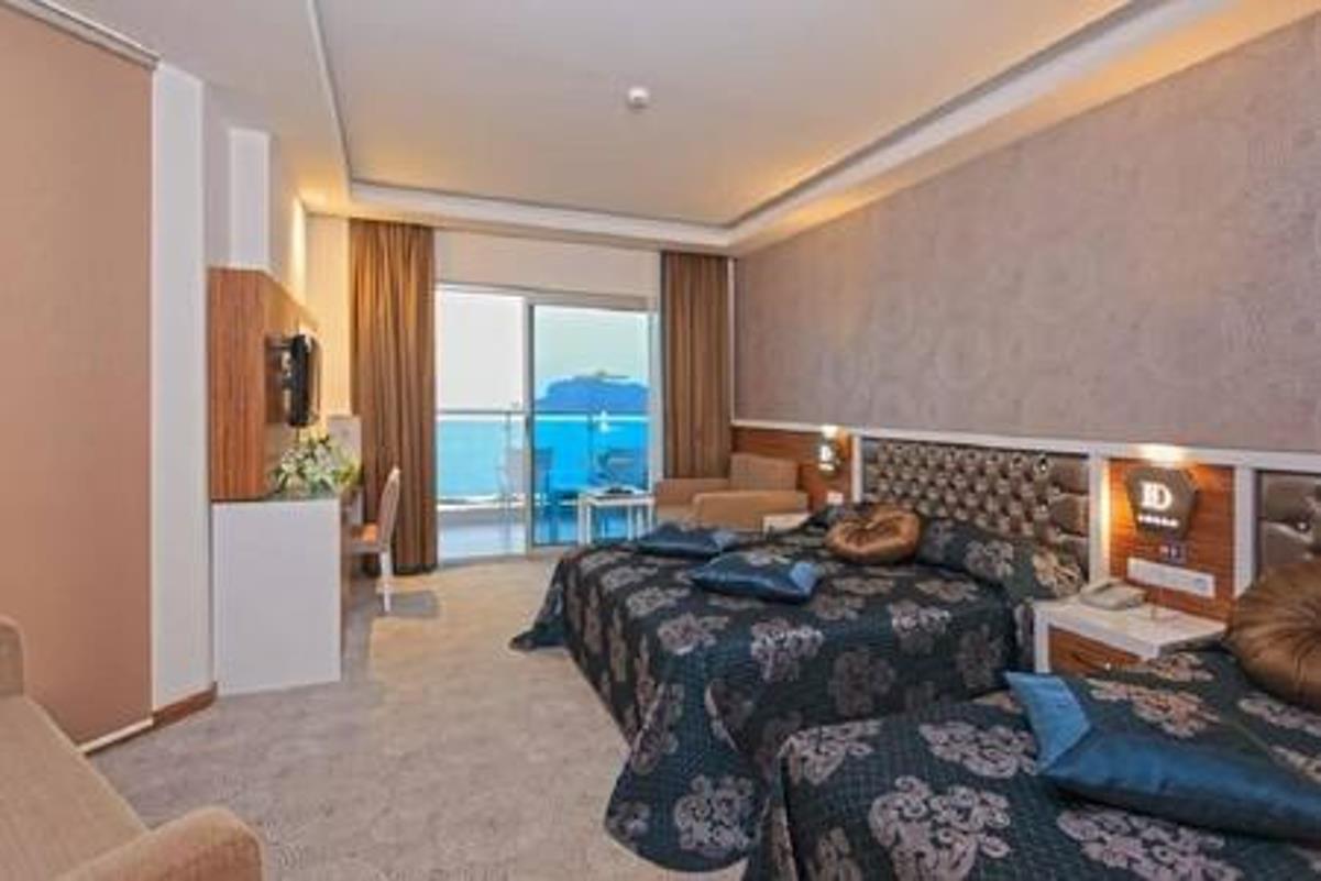 En fazla 3 yetişkin + 1 çocuk veya 2 yetişkin + 2 çocuk.