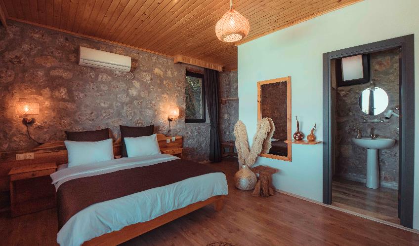 En fazla 2 yetişkin.