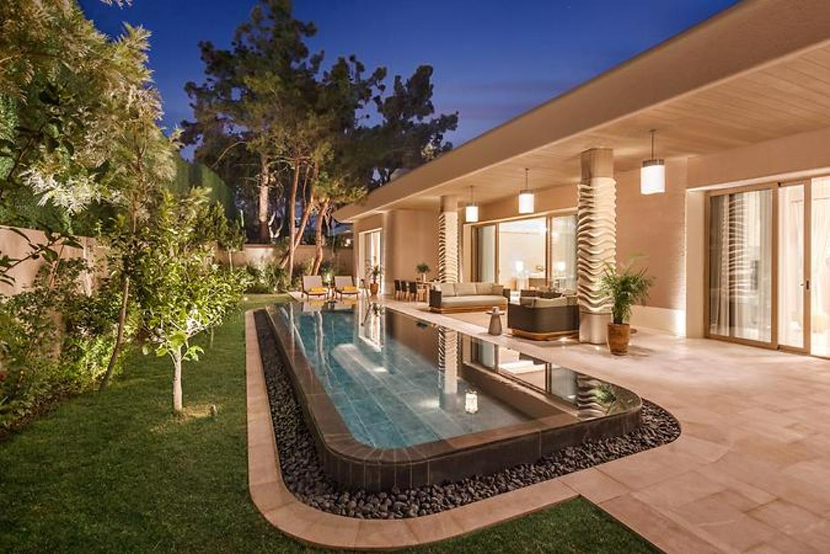 En az 3 yetişkin, En fazla 3 yetişkin + 2 çocuk.