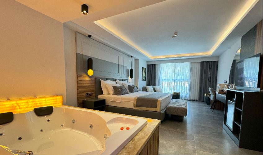 En fazla 2 yetişkin.